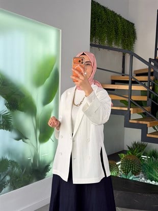 Ekru Renk Rayon Kumaşlı Denim Görünümlü  Blazer Ceket