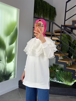 Ekru Renk Romantik Fırfır Detaylı Sweatshirt