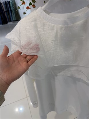 Ekru Renk Romantik Fırfır Detaylı Sweatshirt