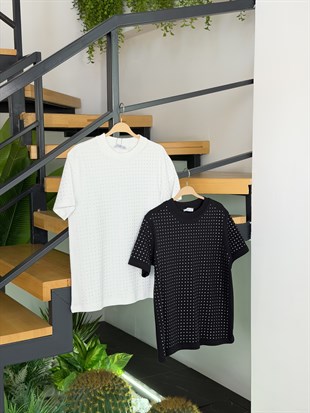 Ekru Renk Serpme Taşlı T-Shirt