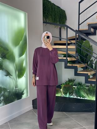 Etiket Ve Dikiş Detaylı Bordo Renk Kadın Takım