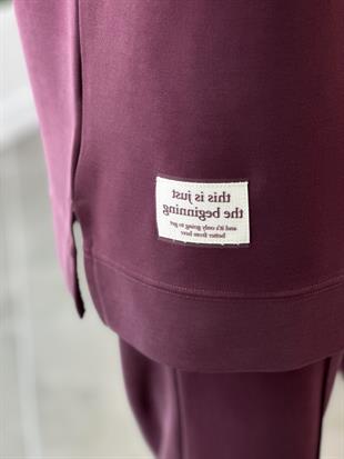 Etiket Ve Dikiş Detaylı Bordo Renk Kadın Takım