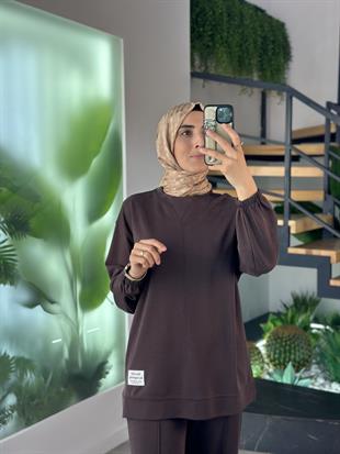 Etiket Ve Dikiş Detaylı Kahve Renk Kadın Takım