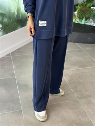 Etiket Ve Dikiş Detaylı Lacivert Renk Kadın Takım