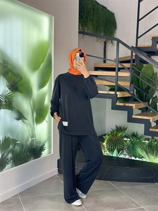 Etiket Ve Dikiş Detaylı Siyah Renk Kadın Takım