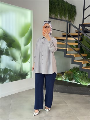 Gri Renk Gofre Kumaş Gömlek