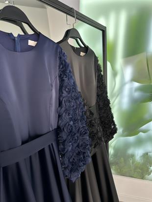 Gül İşlemeli Lacivert Renk Kadın Saten Abiye