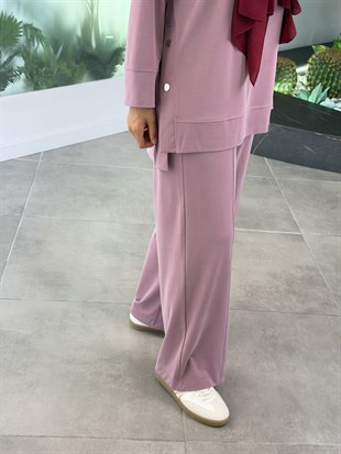 Gül Renk Çıtçıt Detaylı Pantolonlu Takım