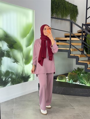 Gül Renk Çıtçıt Detaylı Pantolonlu Takım