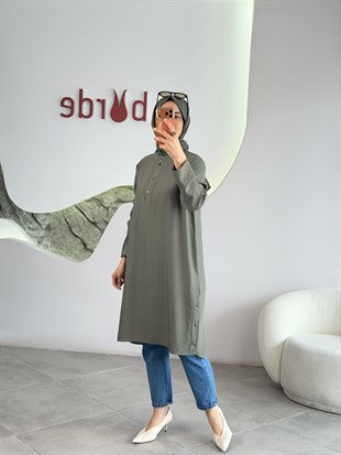Haki Renk Yanlardan Düğme Detaylı  Tunik