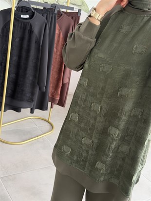 Haki Renk Yanları Fermuar Detaylı Takım