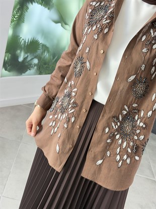Kahve Renk Nakış Ve Boncuk İşlemeli Gömlek