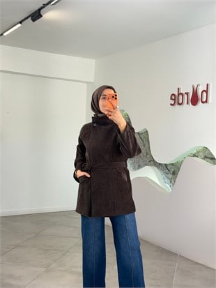 Kahve Renk Reglan Kol Dik Yaka Seyyar Kemerli Ceket