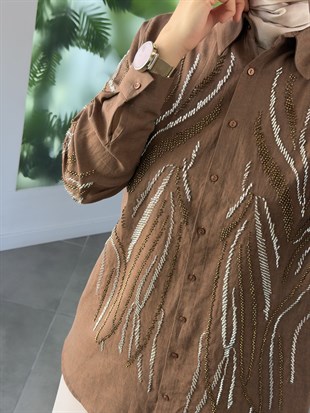 Kahve Renk Taş Boncuk İşlemeli Gömlek