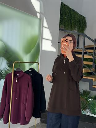 Kahve Renk Yüksek Yakalı Cepli S-Shırt