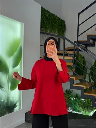 Kırmızı Renk Yandan Yırtmaçlı Basıc Sweatshirt