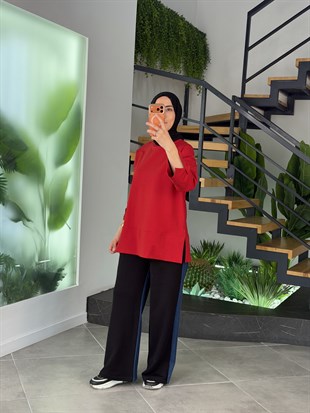 Kırmızı Renk Yandan Yırtmaçlı Basıc Sweatshirt