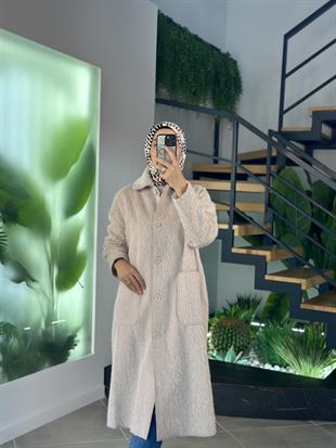 Kum Renk Kadın Tüylü Peluş Uzun Kaban