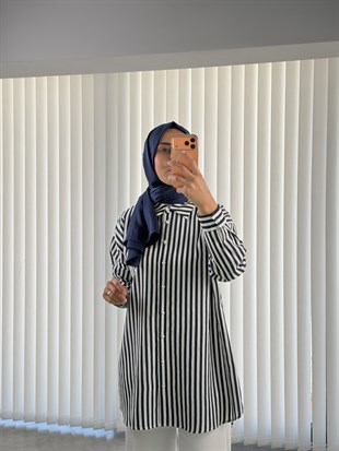 Lacivert-Beyaz Renk Çizgili Oversize Gömlek