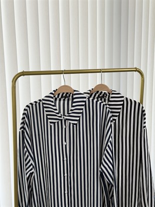 Lacivert-Beyaz Renk Çizgili Oversize Gömlek