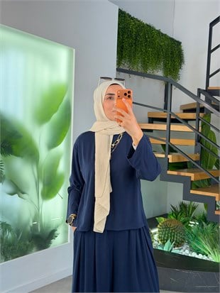 Lacivert Renk Asimetrik Kesimli Bluz