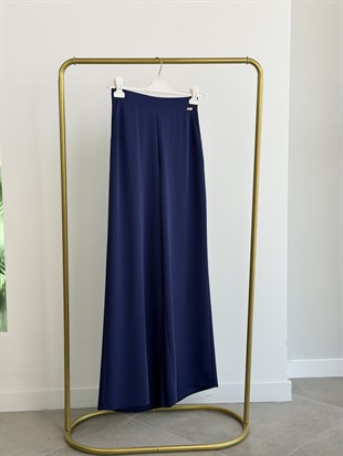 Lacivert Renk Beli Lastikli Bol Paça Krep Pantolon