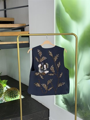 Lacivert Renk Boncuk Ve Pulet İşlemeli Yelek