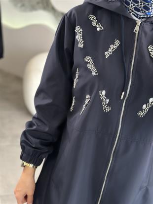 Lacivert Renk Bondit Kumaşlı Taş İşlemeli Yağmurluk