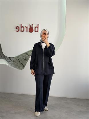 Lacivert Renk Ceketi Fermuarlı Kadın Takım