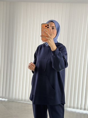 Lacivert Renk Kesik Detaylı Kanguru Cepli Takım
