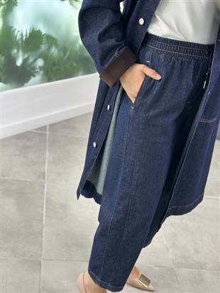 Lacivert Renk Konik Fit Kadın Denim Pantolon