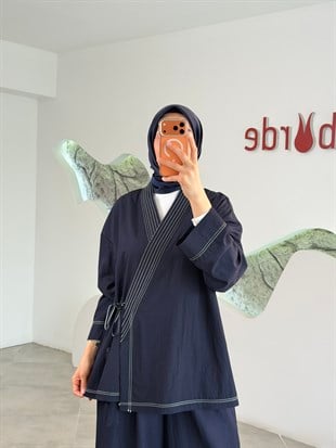 Lacivert Renk Kontrast İplikli Kimono