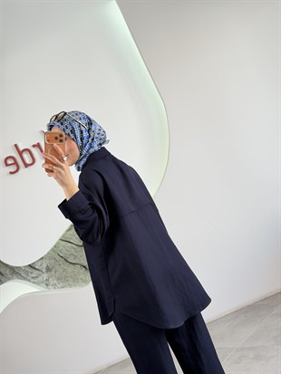 Lacivert Renk Rayon Kumaş Drape Detaylı Takım