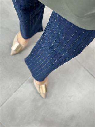 Lacivert Renk Serpme Taşlı Kadın Jean