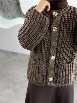 Kahve Renk Metal Düğmeli Triko Kadın Hırka