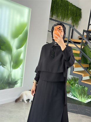 Siyah Renk Şifon Kumaş Garnili Takım