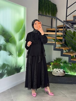 Siyah Renk Dantel Detaylı Özel Tasarım Etekli Takım