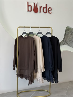 Siyah Renk Etek Ucu Tül Detaylı Asimetrik Tunik