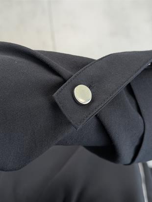 Siyah Renk Fermuarlı Kolları Apoletli Elbise