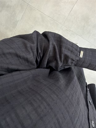 Siyah Renk İp Büzgü Detaylı Pamuklu Gömlek