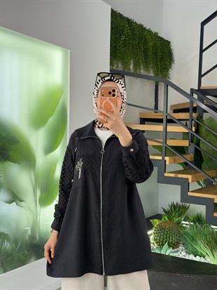 Siyah Renk Kolları File Garnili Ceket