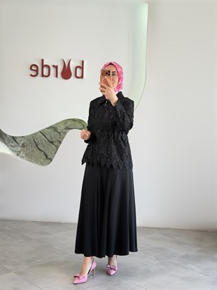 Siyah Renk Lazer Kesim Detaylı Ceketi Fermuarlı Takım