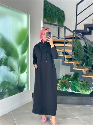 Siyah Renk  Kapüşonlu Rahat  Elbise