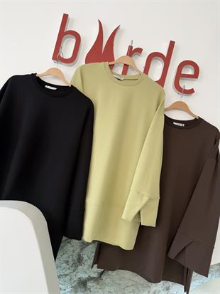 Siyah Renk Yandan Yırtmaçlı Basıc Sweatshirt