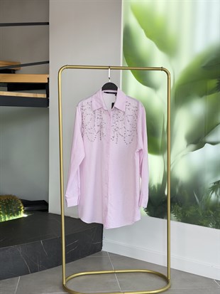 Kadın Pudra Tensel Gömlek Taş Detaylı Oversize – Rahat Kalıp Şık Günlük