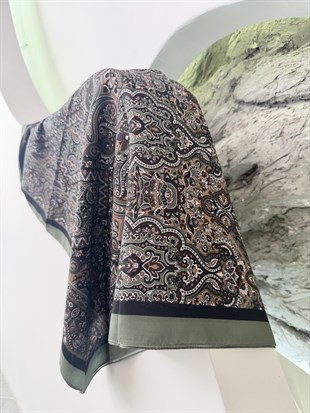 Yeşil Renk Etnik Desenli Şal