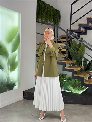 Yeşil Renk  Pelerin Detaylı Poplin Gömlek