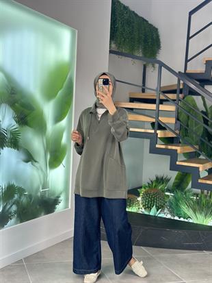 Haki Renk Yüksek Yakalı Cepli S-Shırt