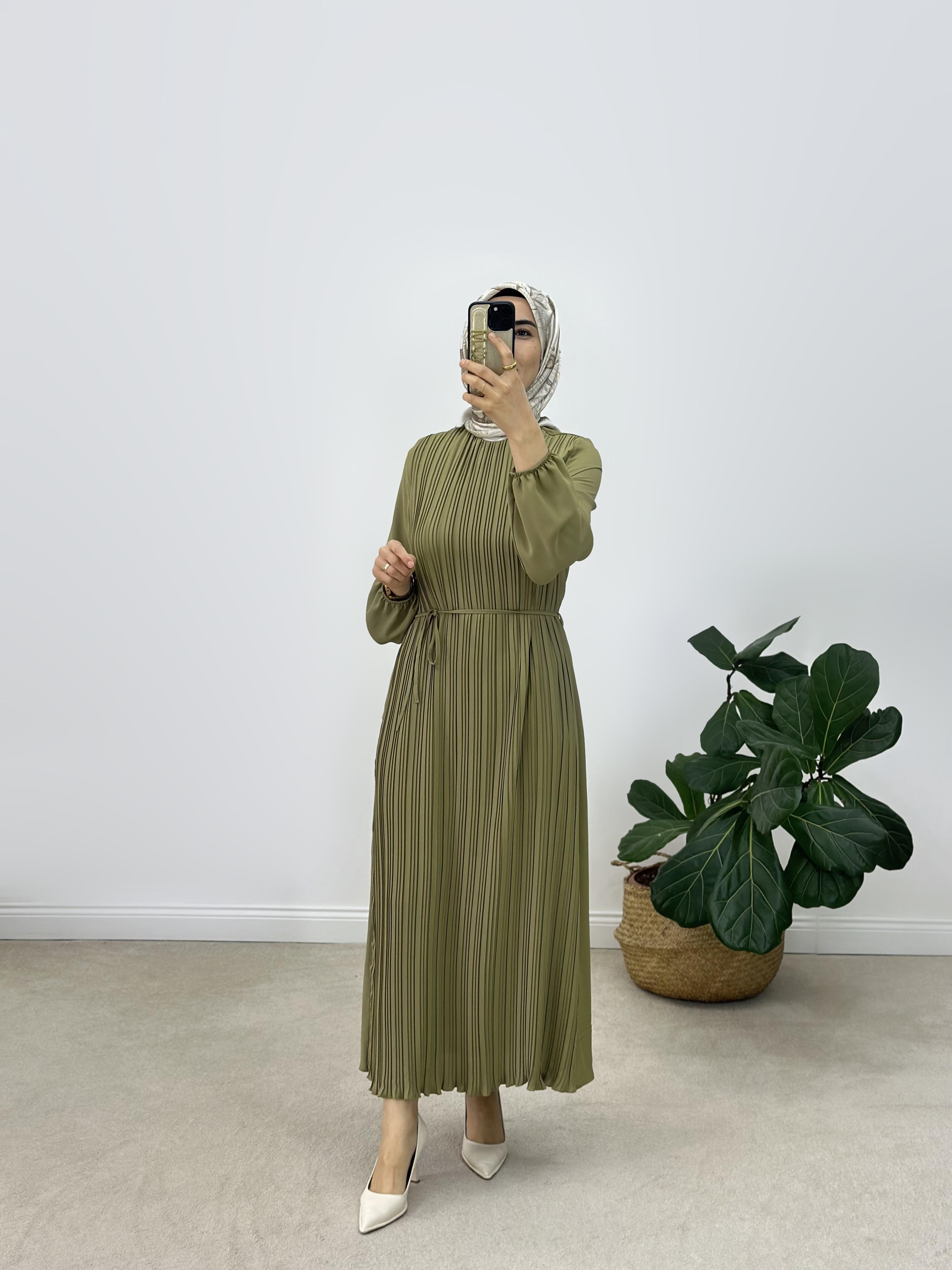 Armine Collection İpek Krep Kumaş Piliseli Ve Astarlı Elbise