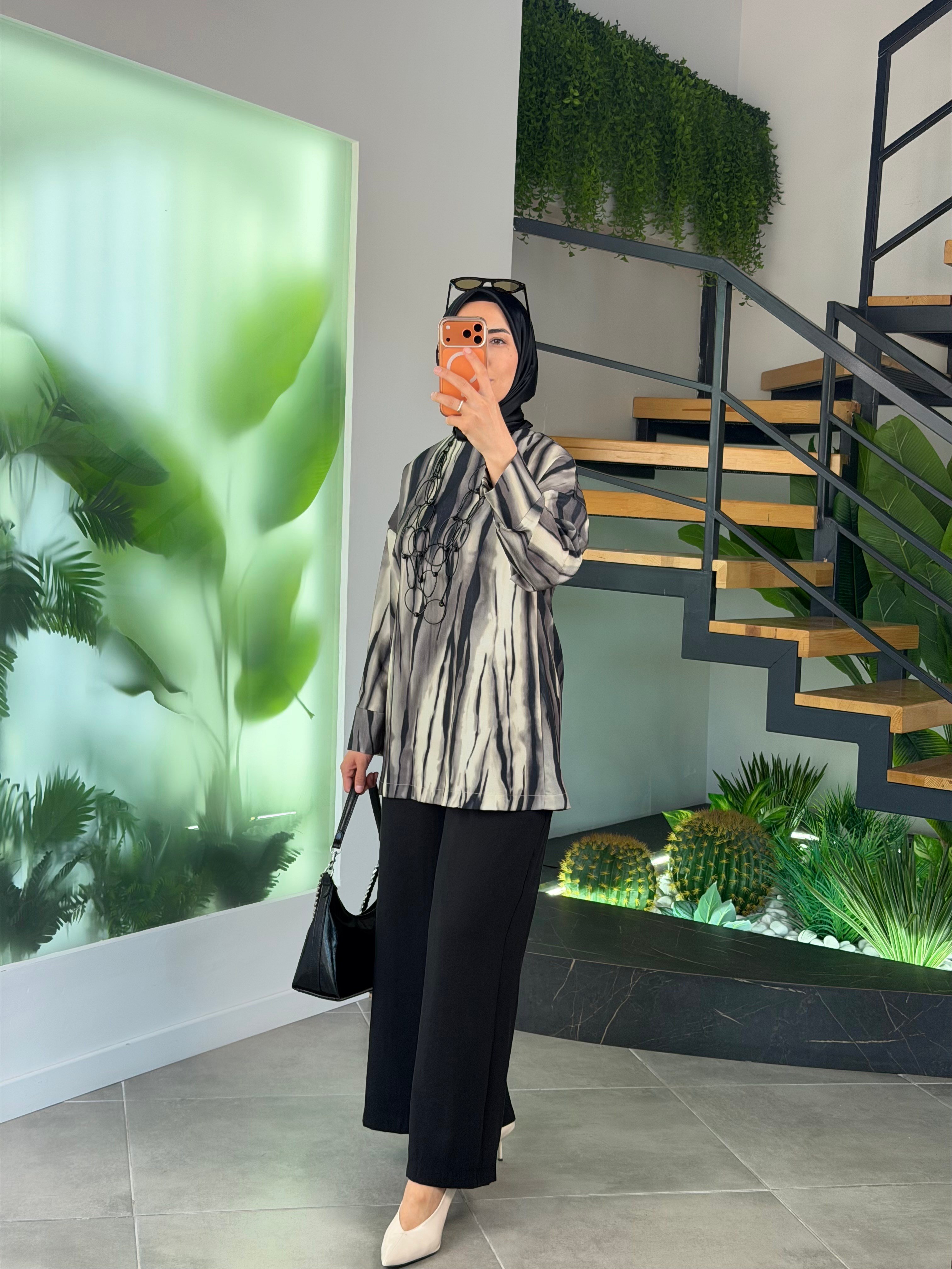 Armine Trend Batik Desenli Takım 26YT627 Siyah